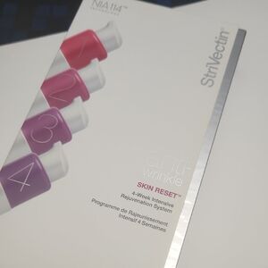 StriVectin Skin Reset Anit Wrinkle 4 Weeks Intensive Rejuvenation System.